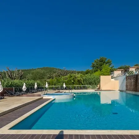 Vacanceole - Le Domaine De Camiole 4*